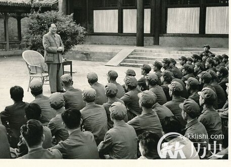 共和国警卫：新中国如何对待日本战犯
