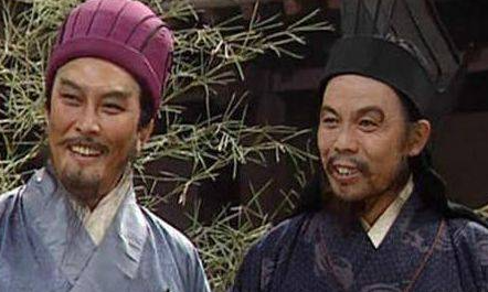 庞统的综合能力相比诸葛亮究竟如何呢