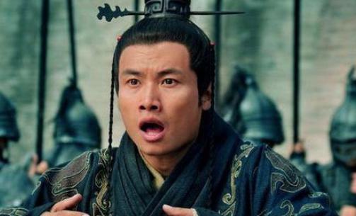 曹操曾最宠爱的儿子，曹植是怎么成一代文豪的