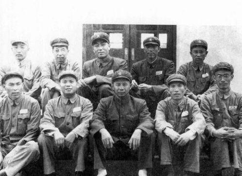 吴效闵的出身如何