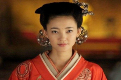 在风云诡谲的政治斗争中，王娡如何成为汉景帝的皇后