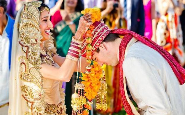 为什么印度明明很穷,在国际上却看起来十分有钱的样子