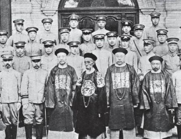 奕劻为什么能成为铁帽子王