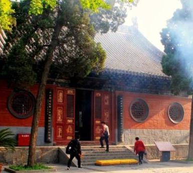 白马寺的名字是怎么来的