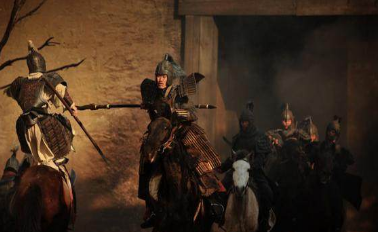 古代的城门为什么都是朝里面开的呢