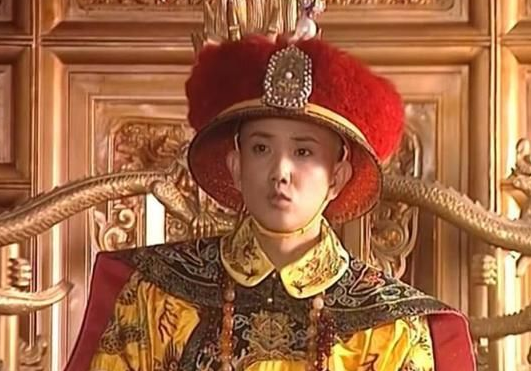 康熙继位后，他是怎么对待兄弟的