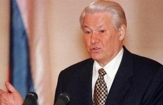 叶利钦为什么着急放下权力下台