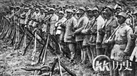 抗战趣史：张爱萍如何妙用日军飞机攻打炮楼
