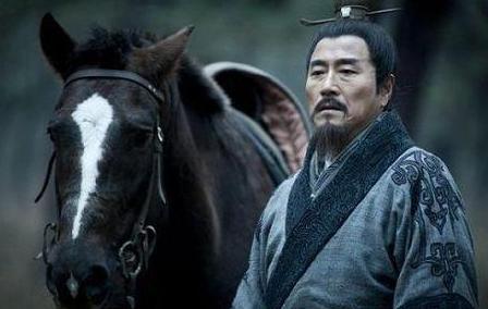 面对刘邦的猜忌萧何怎么破