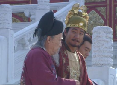 侍卫们尽力救起落水的朱标,为什么朱元璋还下令杀了一些侍卫