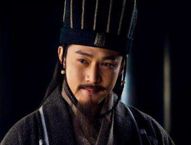 胡昭何德何能，他为什么能得到特殊待遇