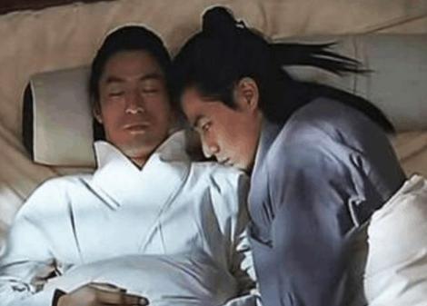 汉哀帝为什么对女色不感兴趣