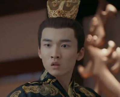 此皇帝17岁让位给叔叔，后来结果如何