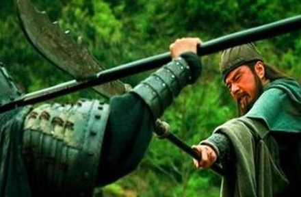 庞德实力比徐晃还要弱 庞德哪里来的自信叫嚣关羽