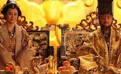 古代皇帝妃嫔无数 开国皇帝是怎么对待自己的第一任妻子的