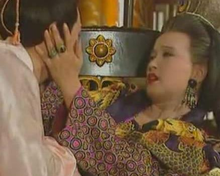 武则天都已经篡唐改国号了 武则天死后为什么还和李治合葬