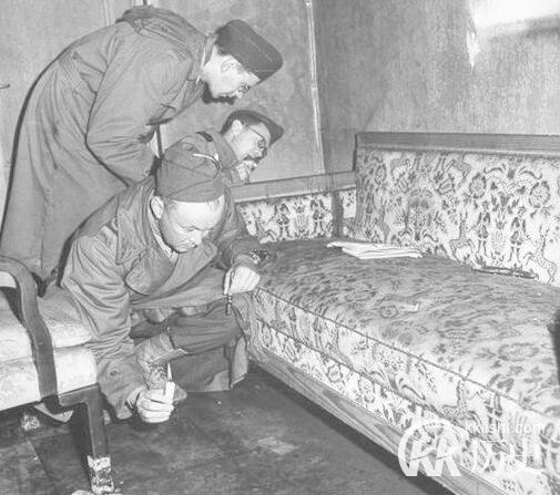 希特勒自杀照片曝光 希特勒为什么要自杀