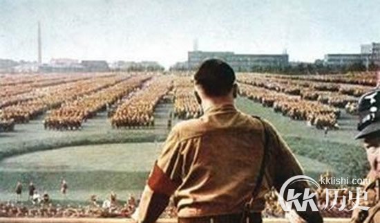 希特勒当年如何对付经济危机的 手法另类