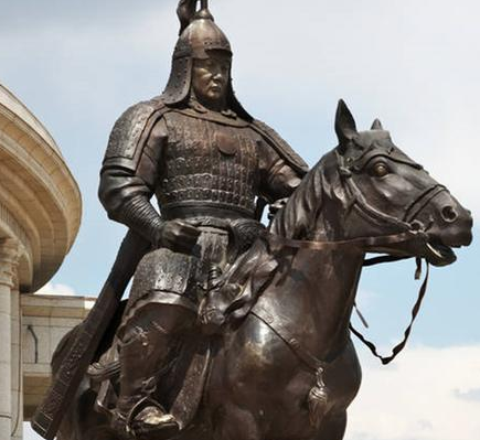 铁木真当初弱小到连老婆都保护不了 他是怎么得到王汗的支持的