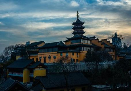 为什么其他国家的和尚可以吃肉而我国的和尚却不能呢 只因和一个皇帝有关