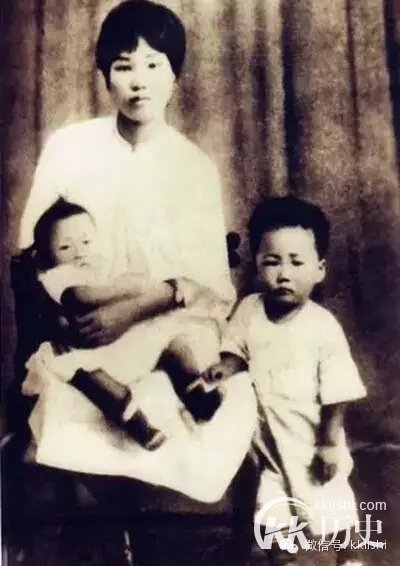 杨开慧牺牲后,毛岸英三兄弟在上海怎样生活?