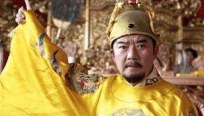 朱棣能文能武，为什么朱元璋就是不喜欢他不肯传位给他