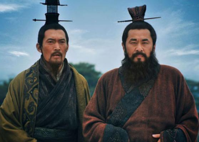 贾诩曾多次易主,为什么依旧能得到曹操的赏识