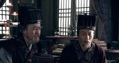 诛吕行动中的王侯为什么要等到吕雉死了之后才动手