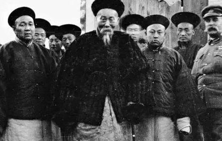 当年刺杀李鸿章让清朝少赔一个亿的青年是谁 该青年最后是怎么死的