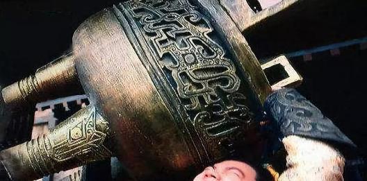 同样都是举鼎，秦武王和项羽的差别怎么这么大