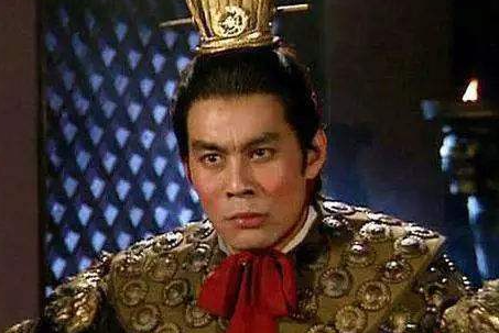 典韦是一名力量型的武将，他和赵云相比如何呢