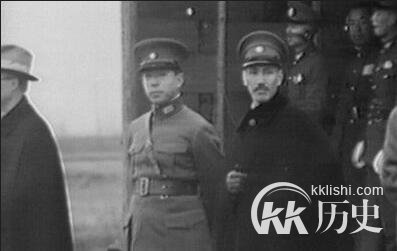 张学良宣布东北易帜时间 张学良为什么东北易帜