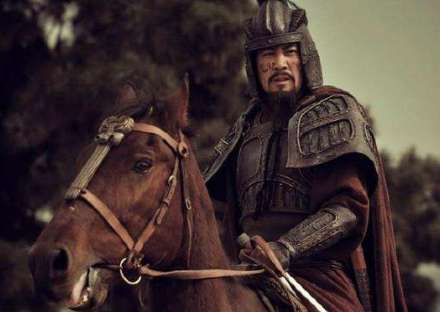 张鲁为什么没有选择刘备，而是归顺了曹操呢