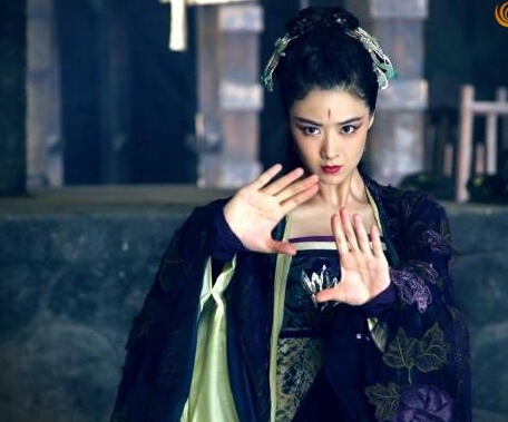 霓漫天为什么那么恨花千骨？霓漫天怎么死的