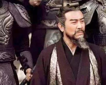 袁氏家族到底是怎么垮台的 原因真的和袁绍有关吗