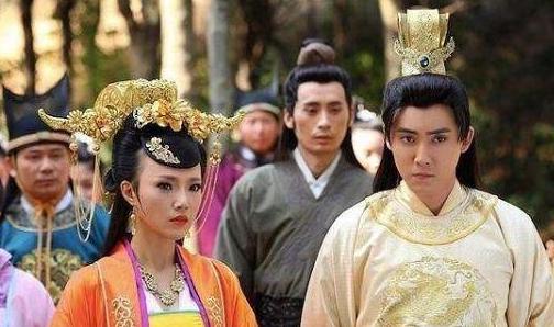 宁王朱权为什么要和朱棣一起造反