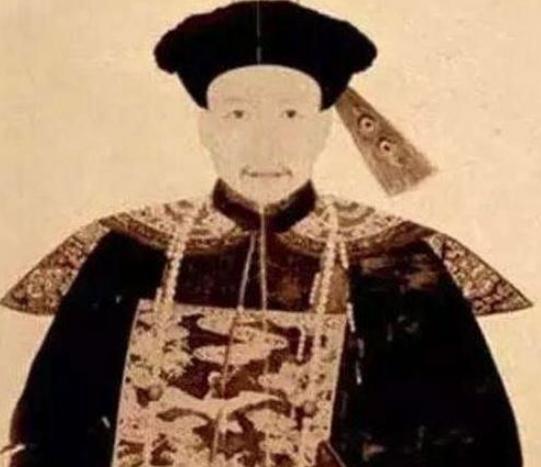 和珅被抄家之后，儿子丰绅殷德为什么没受到牵连