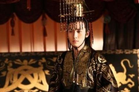 刘交当上皇帝之后为什么第二天就去世了