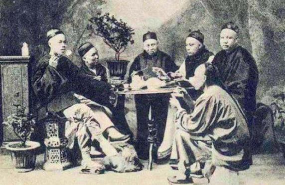 清朝的两个恭亲王，他们命运如何