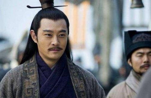 《三国演义》中的周瑜和鲁肃形象被毁！真正的周瑜和鲁肃是怎么样的