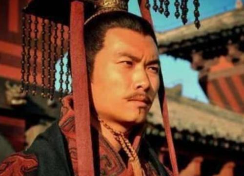 刘巴明明不喜欢刘备，为什么到最后却效命于他