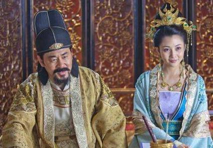 赵匡胤为什么让弟弟继位,而没有选择自己的亲身儿子