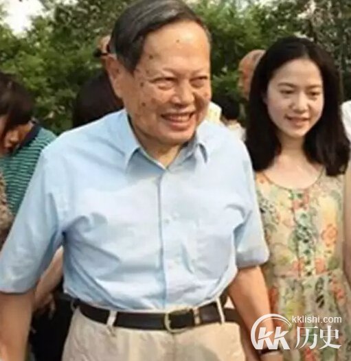 历史的耳光 杨振宁丑陋在哪里