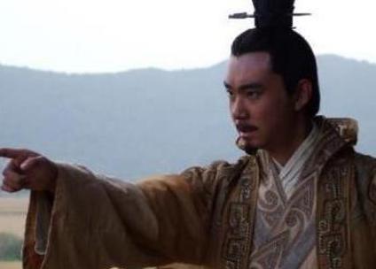 为什么管仲生活腐败搞贪污却没有事情 而萧何却出事了呢