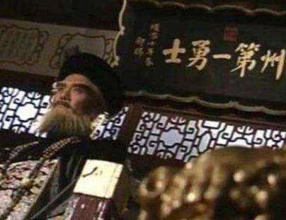 鳌拜死后 康熙是怎么对待他的后代的