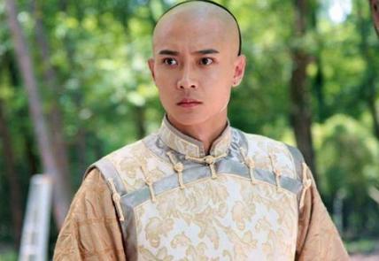 康熙的大儿子胤禔能力出众，康熙为什么不封他做太子