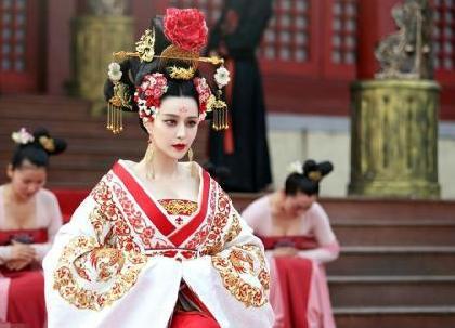 冯小宝作为一个男宠又是和尚 为什么武则天会对他如此痴迷呢