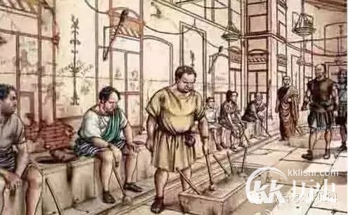 揭秘：各国古人如厕后如何“净臀”的