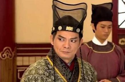 古代太监能够一手遮天 为什么很少出现宫女只手遮天呢