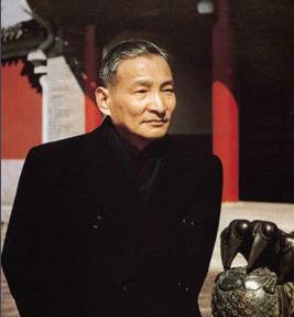 陈云做出的贡献分别在什么方面 社会上对于他的评价如何